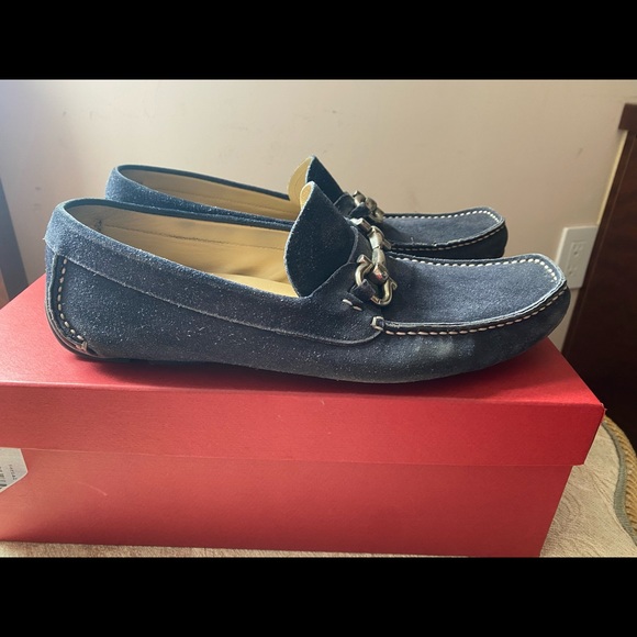 Used Ferragamo parigi blue suede loafers 8.5EE
